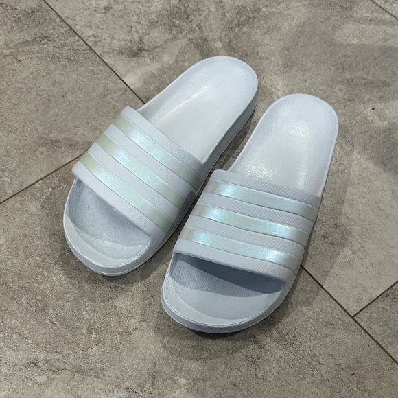 3/$20 bundle deal!!!! adidas grey Slide Sandals with iridescent stripes - Picture 1 of 2